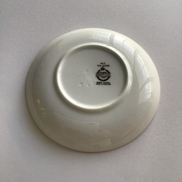 Minton English Bone China Tiger Lilly Trinket Dish Blue & Yellow Floral Vintage - Picture 10 of 10